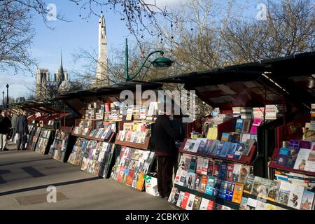 Buchstände entlang der seine, Paris, Frankreich Stockfoto