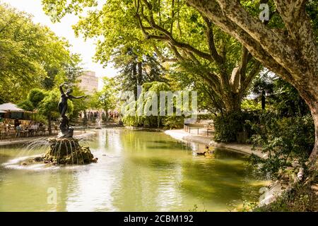 Park See und Brunnen, Avignon, Provence, Frankreich Stockfoto