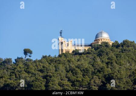 Fabra Observatorium auf dem Berg Tibidabo, Barcelona, Katalonien, Spanien Stockfoto