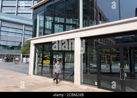 Während Großbritannien in eine Phase tiefer Rezession eintritt, haben die leerstehenden Einzelhandelsflächen in Spitalfields in der City of London, da einige Geschäfte entweder vorübergehend oder dauerhaft geschlossen haben, da der durch die Covid-19-Pandemie verursachte wirtschaftliche Abschwung am 12. August 2020 in London, Großbritannien, stark einschneidet. Das Amt für nationale Statistiken / ONS hat angekündigt, dass das Bruttoinlandsprodukt / BIP, die größte Maß für die wirtschaftliche Gesundheit, sank um 20.4% im zweiten Quartal des Jahres, im Vergleich zum Vorquartal. Dies ist der größte Rückgang seit Beginn der Aufzeichnungen. Das Ergebnis ist, dass Großbritannien offiziell in recessi eingetreten ist Stockfoto