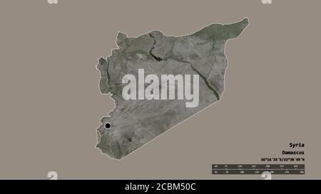 Entsättigte Form Syriens mit seiner Hauptstadt, der wichtigsten regionalen Teilung und dem abgetrennten Quneitra-Gebiet. Beschriftungen. Satellitenbilder. 3D-Rendering Stockfoto