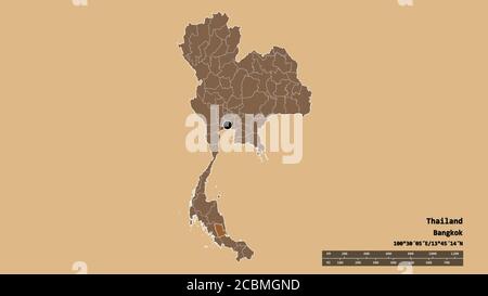 Entsättigte Form von Thailand mit seiner Hauptstadt, der wichtigsten regionalen Teilung und der abgetrennten Phatthalung Bereich. Beschriftungen. Komposition von gemusterten Texturen. Stockfoto