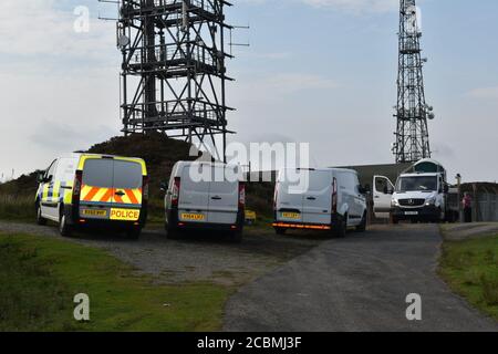 Polizeibeamte am Tatort in der Nähe des Gipfels von Brown Clee Hill im Süden von Shropshire. Eine Morduntersuchung wurde eingeleitet, nachdem ein Rentner in der Gegend tot aufgefunden wurde. Stockfoto