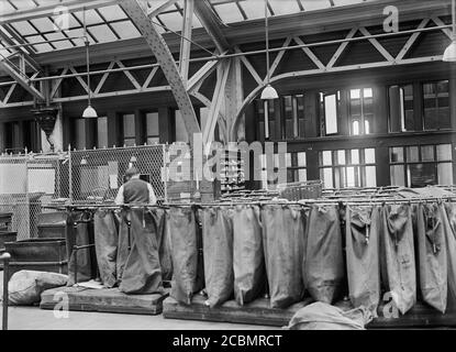 Postfilientaschen, Washington, D.C., USA, Harris & Ewing, 1913 Stockfoto