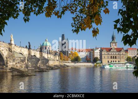 Prag, tschechische Republik - Oktober 13, 2018: Das Panorama von Charles Braut aus West. Stockfoto