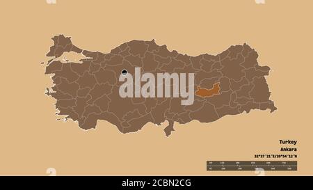 Entsättigte Form der Türkei mit ihrer Hauptstadt, der wichtigsten regionalen Teilung und dem abgetrennten Elazığ-Gebiet. Beschriftungen. Komposition von gemusterten Texturen. 3D-Rend Stockfoto