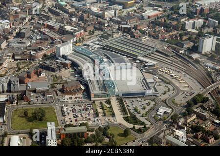 Luftaufnahme des Stadtzentrums von Hull mit St. Stephen's Shopping Im Vordergrund in der Mitte hervorstehend Stockfoto