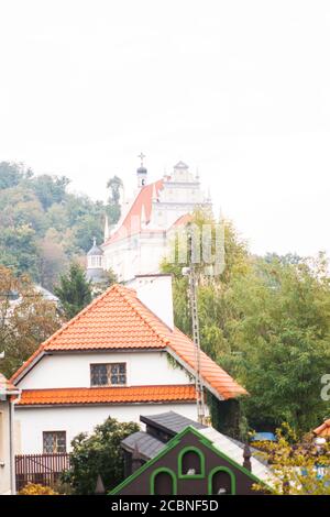 Kazimierz Dolny, Polen, 26. Oktober 2015: Stadtarchitektur Stockfoto