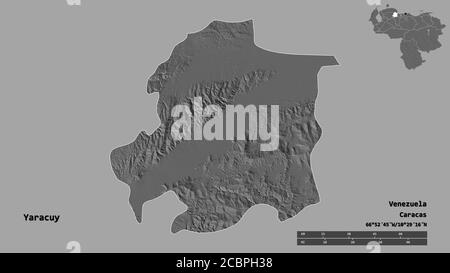 Form von Yaracuy, Staat Venezuela, mit seiner Hauptstadt isoliert auf festem Hintergrund. Entfernungsskala, Regionenvorschau und Beschriftungen. Höhenkarte mit zwei Ebenen. Stockfoto