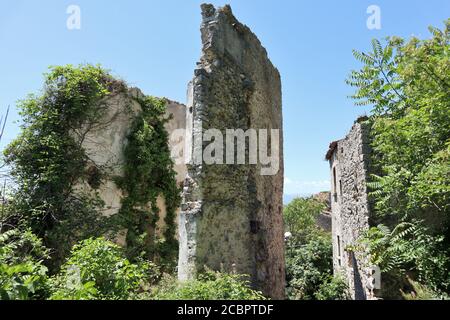 Pesche - Ruderi del castello Stockfoto