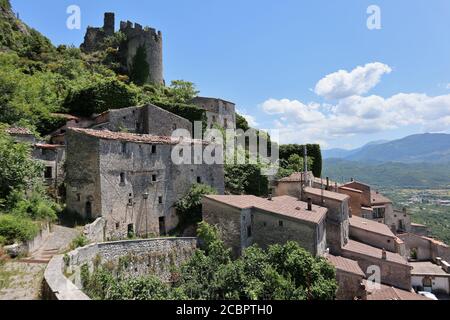 Pesche - Scorcio del paese dal sentiero Stockfoto