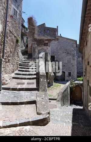 Pesche - Vicoli del borgo Stockfoto