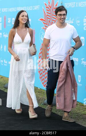 Monika Radulovic und Alesandro Ljubicic besuchen das Tropfest im Parramatta Park Stockfoto