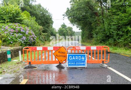 Straßen wegen Überschwemmungen gesperrt, Rosscarbery, West Cork, Irland Stockfoto