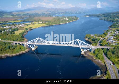 Connel Bridge Stahl Freischwinger Struktur Ozean Meer Straße überqueren Loch Etive in Argyll und Bute Schottland Stockfoto