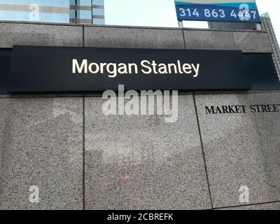 Morgan Stanley Schild am Gebäude. Saint Louis, Missouri / USA. Stockfoto