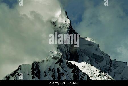 trango Türme und namenlose Türme sind hohe Felsen in Pakistan Landschaften von skardu, hunza Karakorum Bereich in gilgit baltistan, Stockfoto