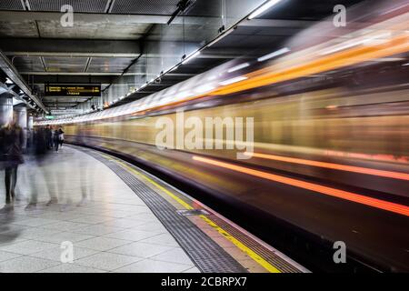 Tube London in Bewegung Stockfoto