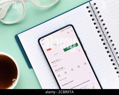 Assam, indien - Augest 15, 2020 : TED Talks-Logo auf dem Telefonbildschirm. Stockfoto