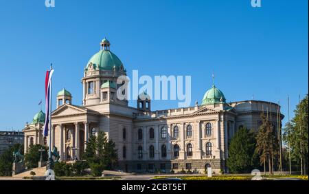 Sommerhaus der Nationalversammlung der Republik Serbien (Skupstina) im Zentrum der Stadt Belgrad, Serbien, Europa. Die Bauarbeiten dauerten unte Stockfoto