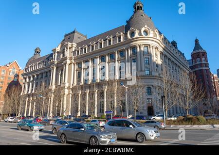 Tianjin / China - 14. Februar 2016: Alte Architektur im europäischen Stil in Tianjin, China. Im 19. Und 20. Jahrhundert wurden zahlreiche Gebäude im europäischen Stil erbaut Stockfoto