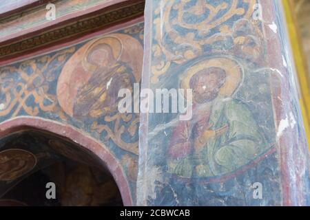 Mzcheta, Georgien - Alte Wandmalerei in der Kathedrale von Svetizchoveli in Mzcheta, Mzcheta-Mtianeti, Georgien. Es ist Teil des Weltkulturerbes. Stockfoto