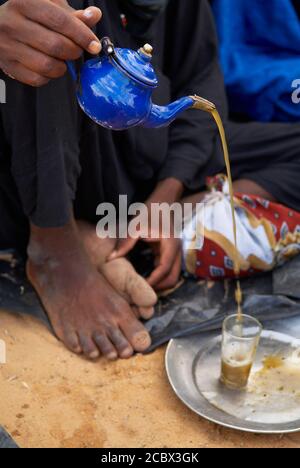 Niger. Teezeremonie, Tuareg Völker. Stockfoto