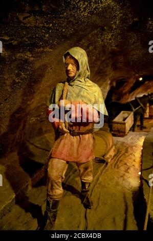 Krakau, Polen. 9. Oktober 2019 das Salzbergwerk Wieliczka (13. Jahrhundert) ist eine der ältesten Salzbergwerke der Welt. Hat über 300 Korridore und 300 Kammern auf Stockfoto