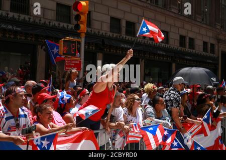 New York Städte jährliche Puerto Rican Day Parade auf 5th ave. Manhattan. Stockfoto