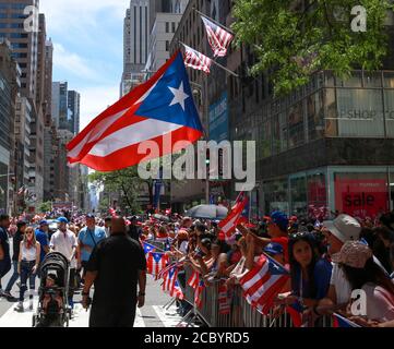 New York Städte jährliche Puerto Rican Day Parade auf 5th ave. Manhattan. Stockfoto