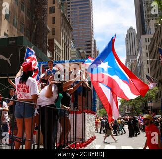 New York Städte jährliche Puerto Rican Day Parade auf 5th ave. Manhattan. Stockfoto