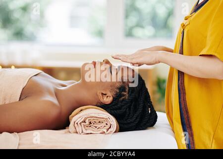 Reiki heilende Therapie Stockfoto