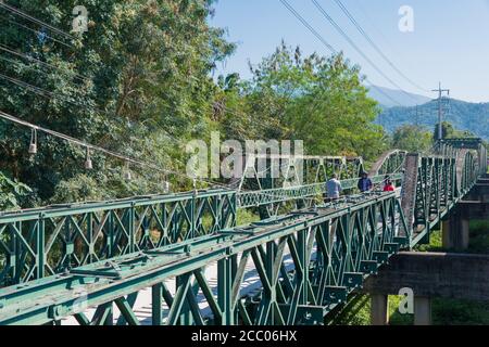 Pai Historical Bridge (Pai Memorial Bridge) in Pai, Mae Hong Son Provinz, Thailand. Die Gedenkbrücke wurde im Jahre 1942 während des Zweiten Weltkriegs gebaut Stockfoto