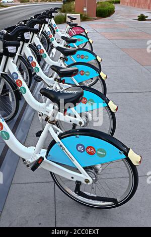 RTC Bike Share Station in Las Vegas.ein Programm, das bietet Eine bequeme und einfach zu bedienende Alternative zu Kurzreisen in Die Innenstadt ist Stockfoto