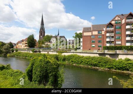 Gebäude an der Lippe, Lünen, Ruhrgebiet, Nordrhein-Westfalen, Deutschland, Europa Stockfoto