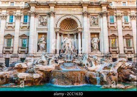 Europa, Italien, Rom, Quirinal, Trevi-Brunnen mit Neptun-Statue (17. Jahrhundert von Nicola Salvi) Stockfoto