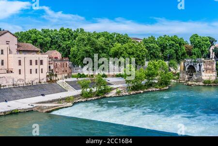 Italien, Rom, Tiberina auf dem Tiber Stockfoto