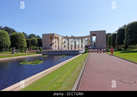 Normandie, Frankreich: August 2020: Der amerikanische Friedhof und das Denkmal der Normandie ist ein Friedhof und ein Denkmal für den Zweiten Weltkrieg in Colleville-sur-Mer, Normandie, Fr. Stockfoto