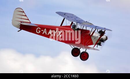 1929 Southern Martlet ‘G-AAYX’ in der Luft auf Shuttleworth Drive in Airshow Am 2. August 2020 Stockfoto