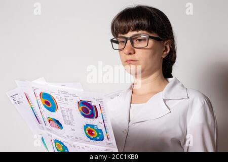 Dünner werdendes Hornhautdystrophie, Augen-Keratotopographie. Stockfoto