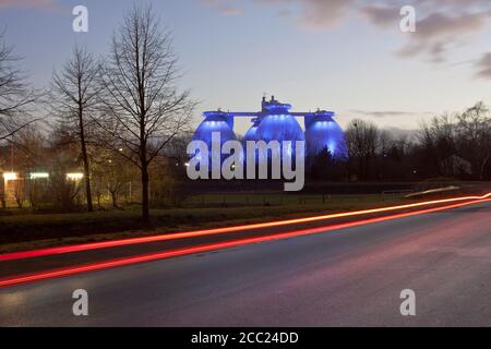 Deutschland, Nordrhein-Westfalen, Ansicht des Emscher-Klaranlage Kläranlage in der Nacht im Ruhrgebiet Stockfoto