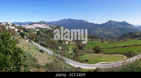 Spanien, Ansicht von Jimena De La Frontera und Los Alcornocales Naturpark Stockfoto