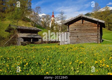 Österreich, Tirol, historische hölzerne Mühle am Seebach Stockfoto