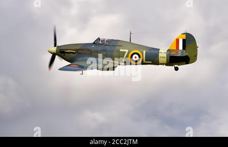 1941 Hawker Sea Hurricane "Z7015" in der Luft auf Shuttleworth Drive-in Airshow Am 2. August 2020 Stockfoto