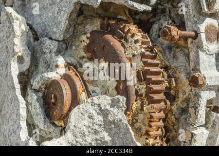 Nahaufnahme von rostigen alten rostigen Zahnrädern Stockfoto
