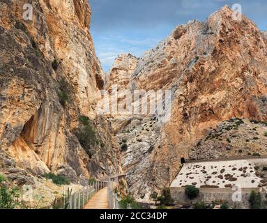 Der Hängeweg durch den Caminito del Rey Canyon Spanien Stockfoto