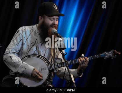 BALA CYNWYD, PA, USA - 08. MAI 2019: Die amerikanische Indie Rock Band Judah & The Lion besuchen Radio 104.5's Performance Theatre. Stockfoto