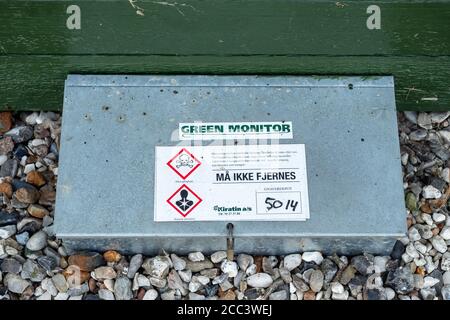 Aarhus Jütland Dänemark - 26. August 2019 - Trap for Ratten im Ruhebereich auf einer Autobahn in Richtung Aarhus auf Ein sonniger Sommernachmittag Stockfoto