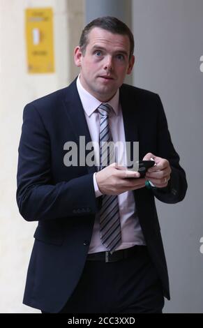 Der Führer der schottischen Konservativen Douglas Ross im schottischen Parlament, Edinburgh. Stockfoto