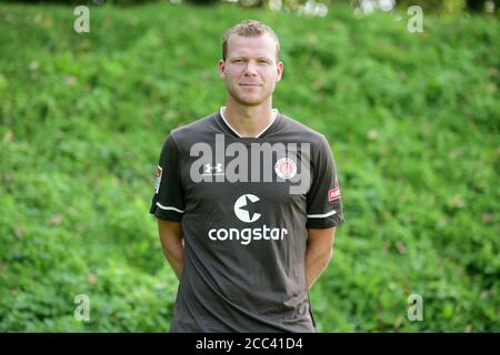 Hamburg, Deutschland. August 2020. Fußball, 2. Bundesliga, FC St. Pauli, Offizielle Fotogelegenheit vor Bundesliga-Start: Henk Veerman Credit: Tay Duc Lam/Witters/dpa/Alamy Live News Stockfoto